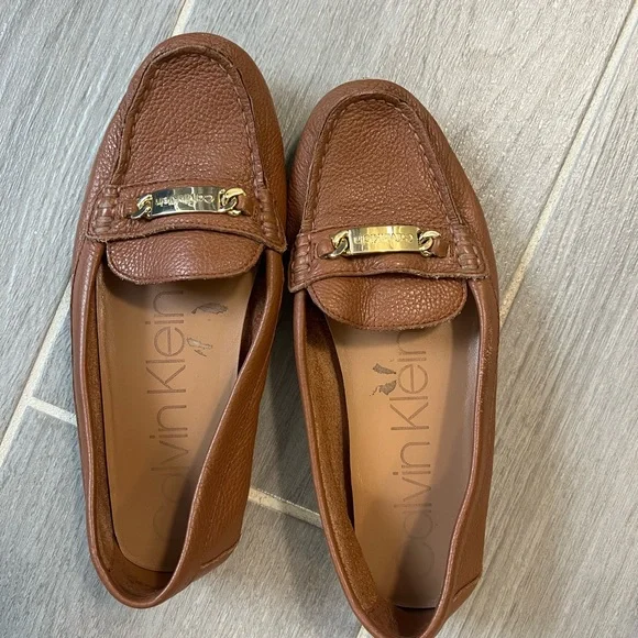 Calvin Klein Brown Leather Loafers with Gold Detail - Picture 1 of 2